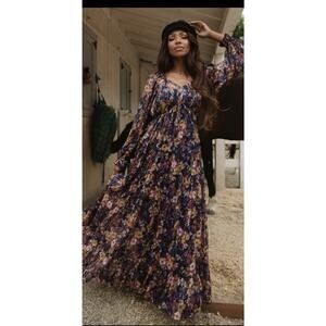 NEW Ivy City Co Womens 1X Cassia Maxi Dress Navy Floral Metallic Long Sleeve